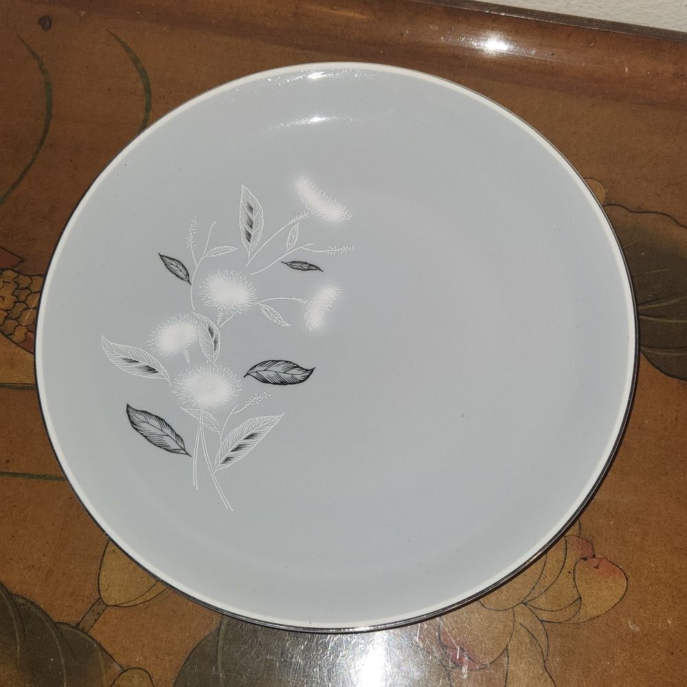 Sapphire by Deville Dinner Plate Japan